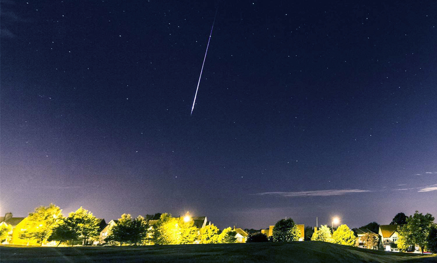 Next week you have two meteor shower coming into the sky