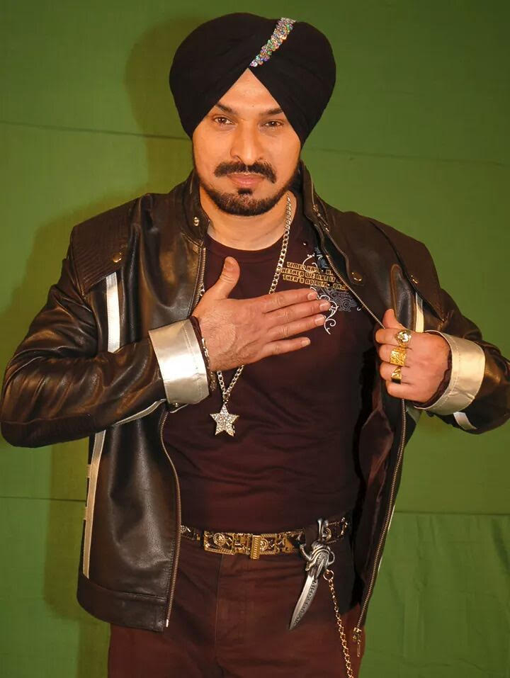 Popular Singer – Harbhajan Talwar