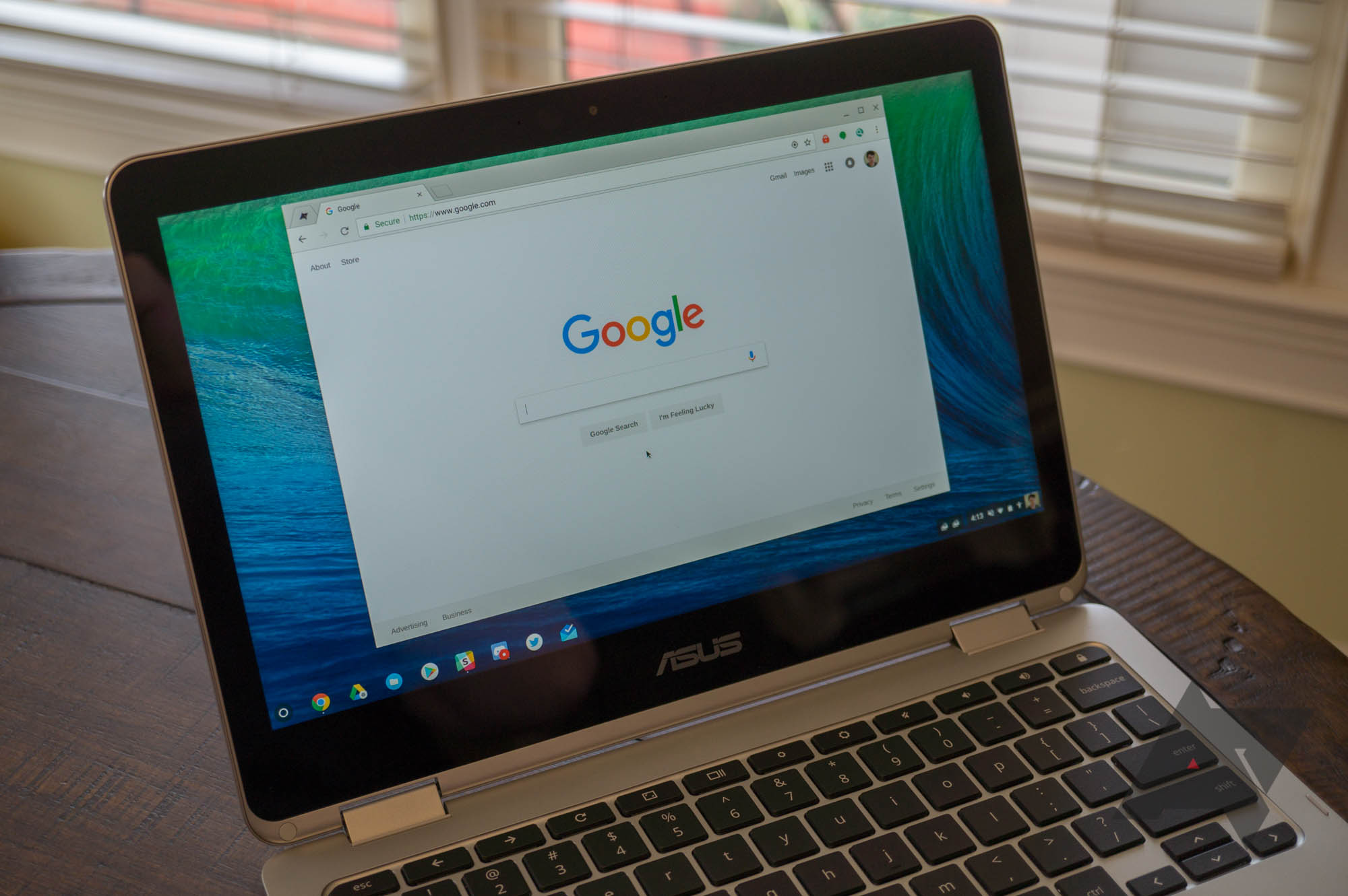 Google attempting to permit Chromebook clients to run Linux from an external drive