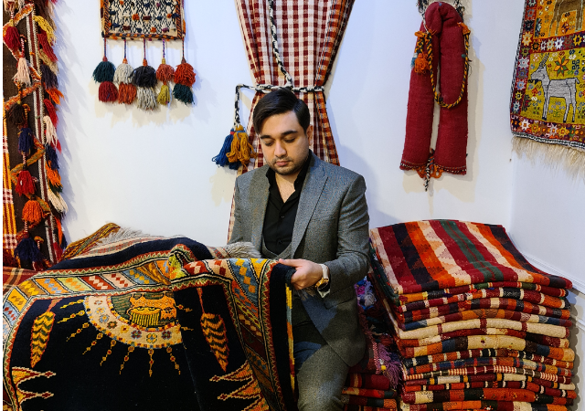 Ehsan Mohammadi raises voice against fake carpets flooding the international markets as genuine Iranian products.