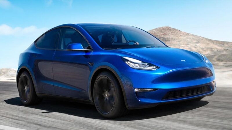 Tesla Model Y Standard Range launches surprise, debuts 7-seat option