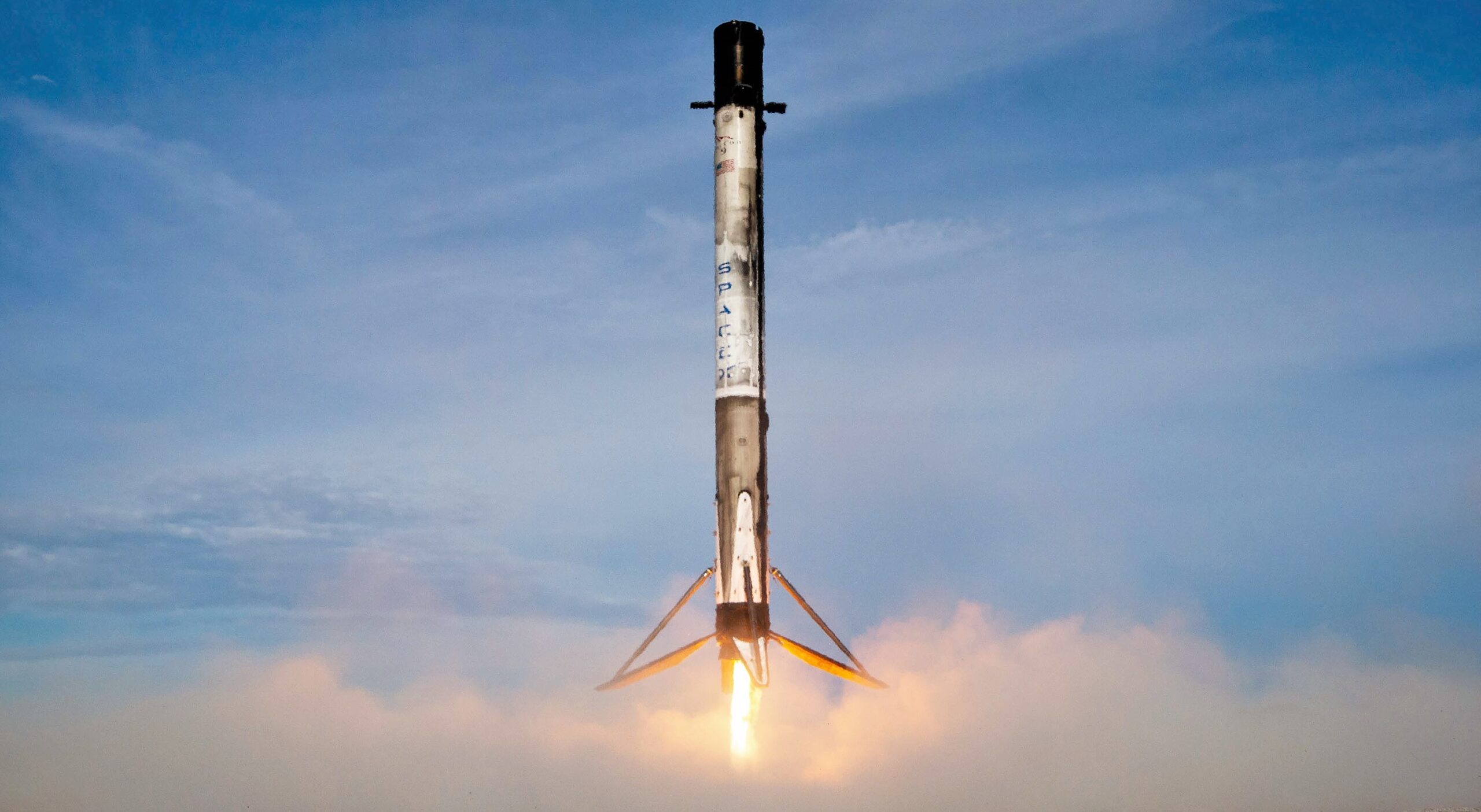 SpaceX set a new record for rocket recycling with the successful Starlink launch