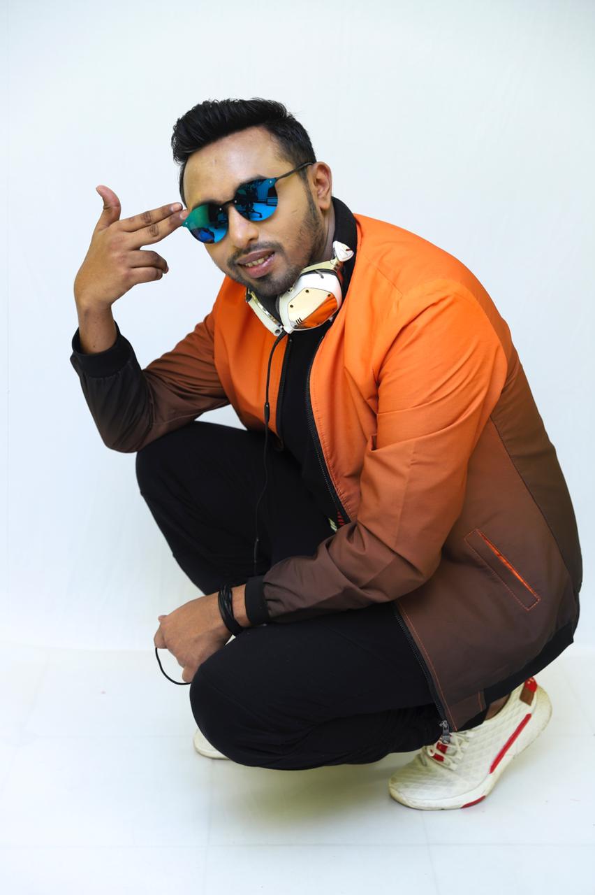 Meet VDJ Shaan – India’s top VDJ who is entertaining everyone with his tunes and video mixes