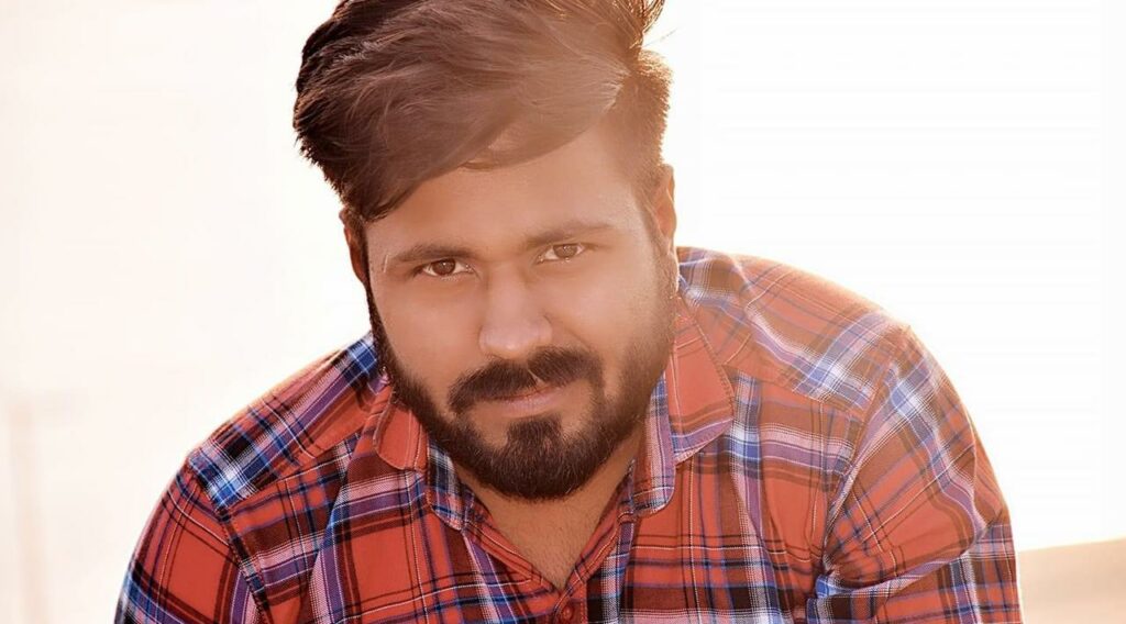 Piyush Bhardwaj is a millenial hailing from Greater Noida, Uttar Pradesh