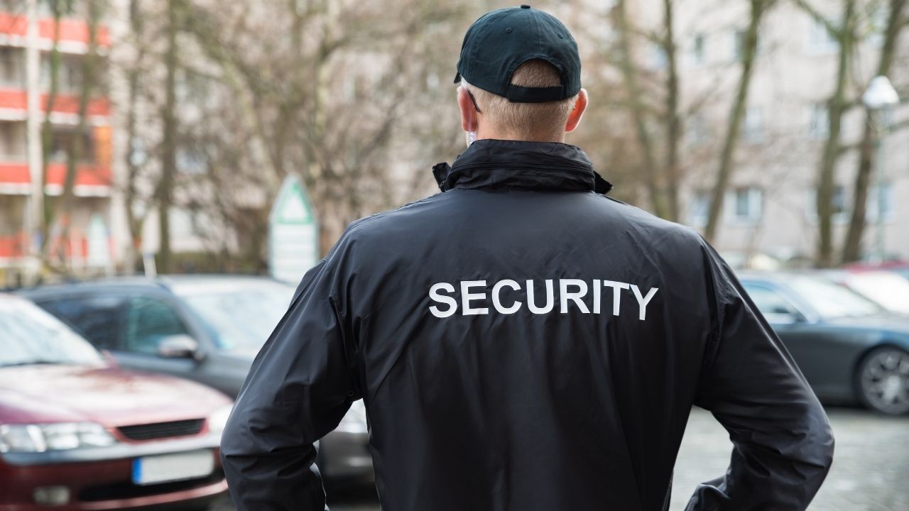 Security Personnel can Avoid Dangers During Security Patrolling by Following these 5 Tips