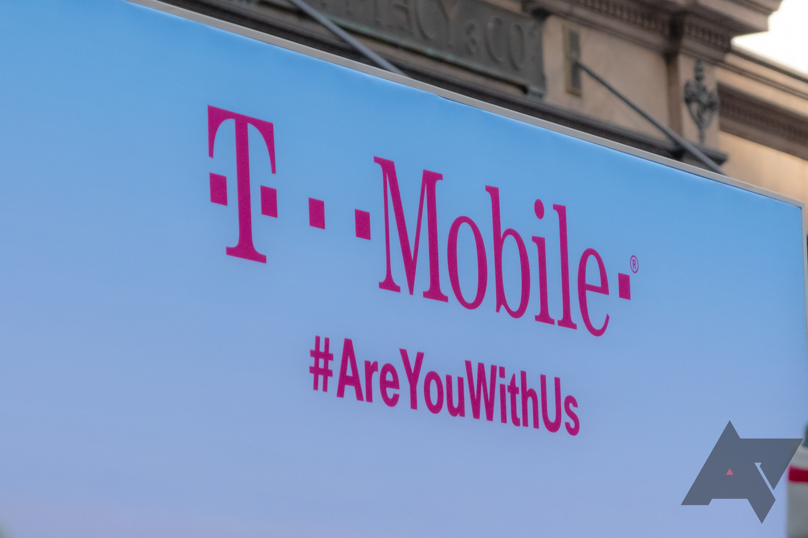 T-Mobile endeavors to assuage subscriber fears in wake of notable information break