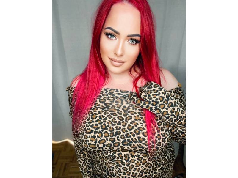 OnlyFans model Aurora Red talks about being financially independent and