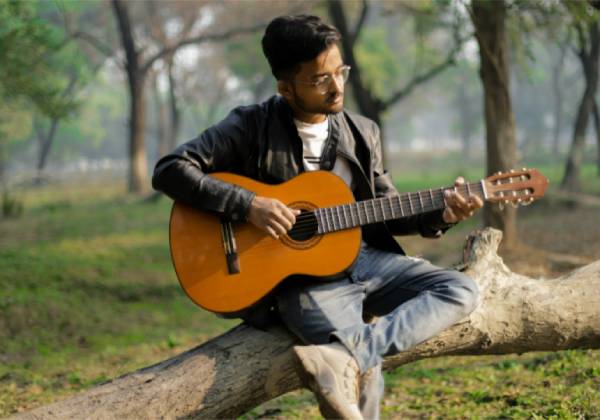 Aryan Shukla: A Singer or an All Rounder?