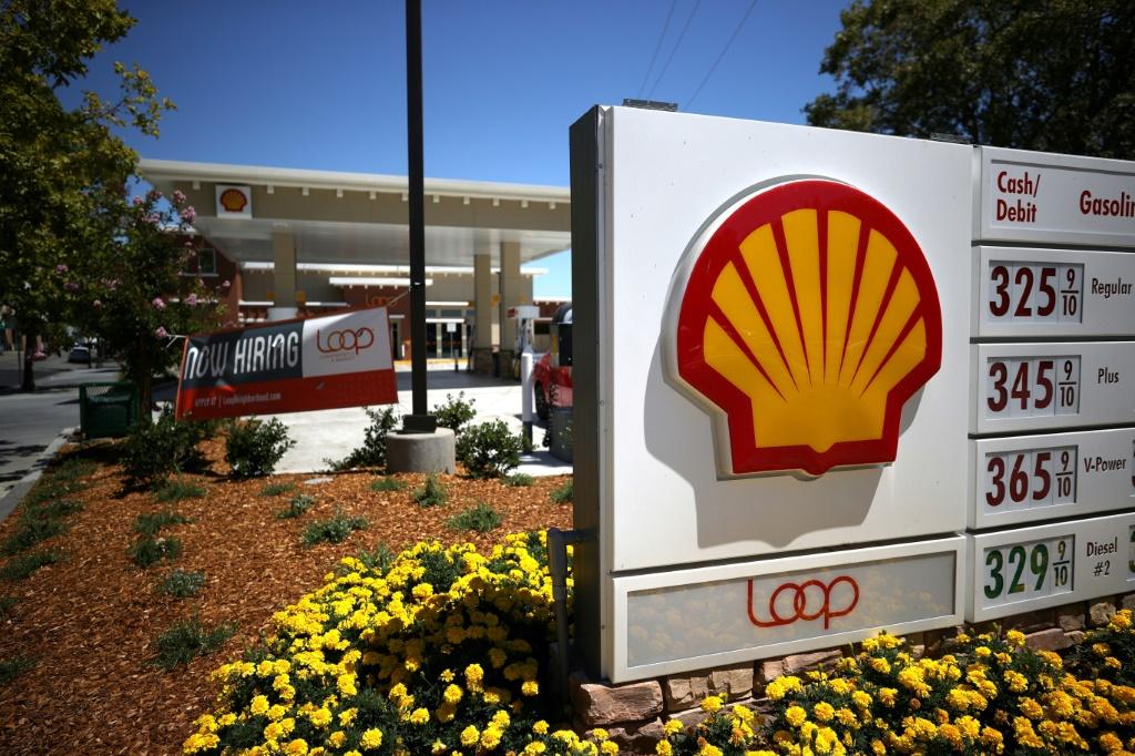 The Third Points of the Activist fund calls for shell breaking