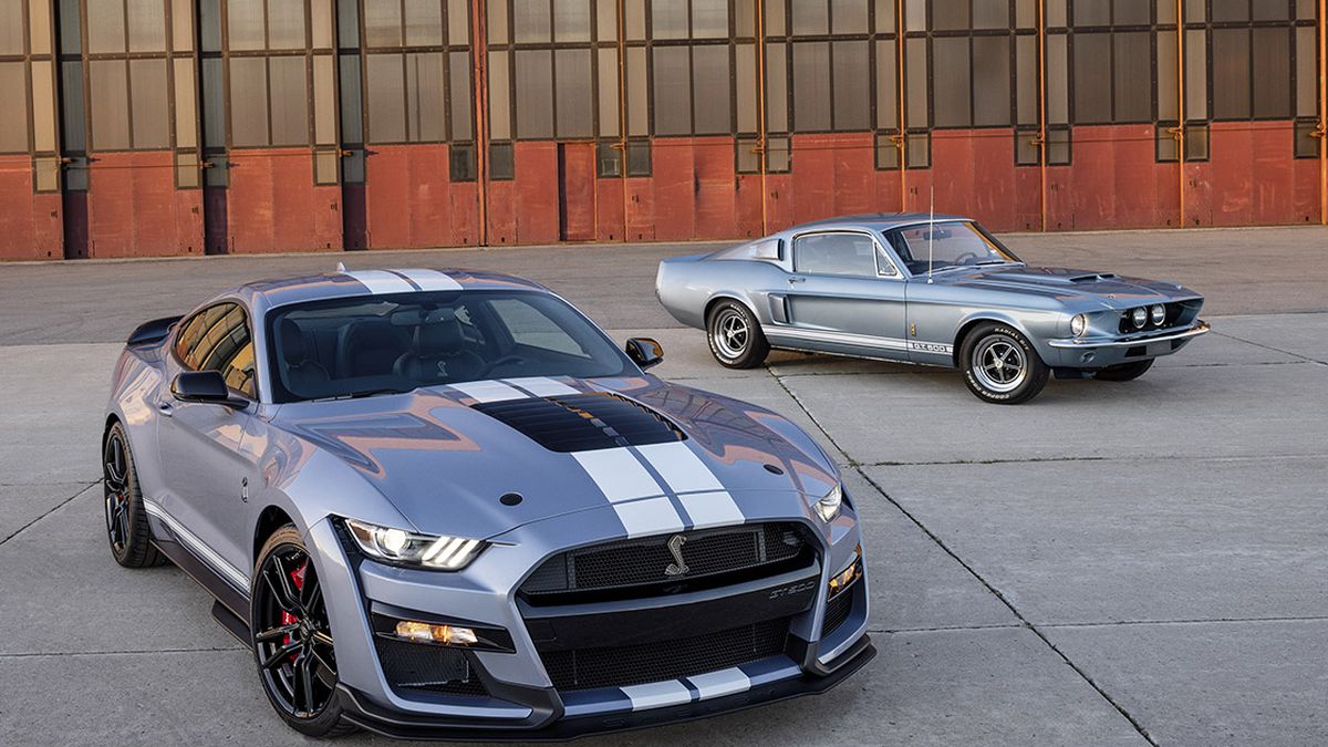 2022 Ford mustang Shelby GT500 Heritage Edition offers $10,000 stripes