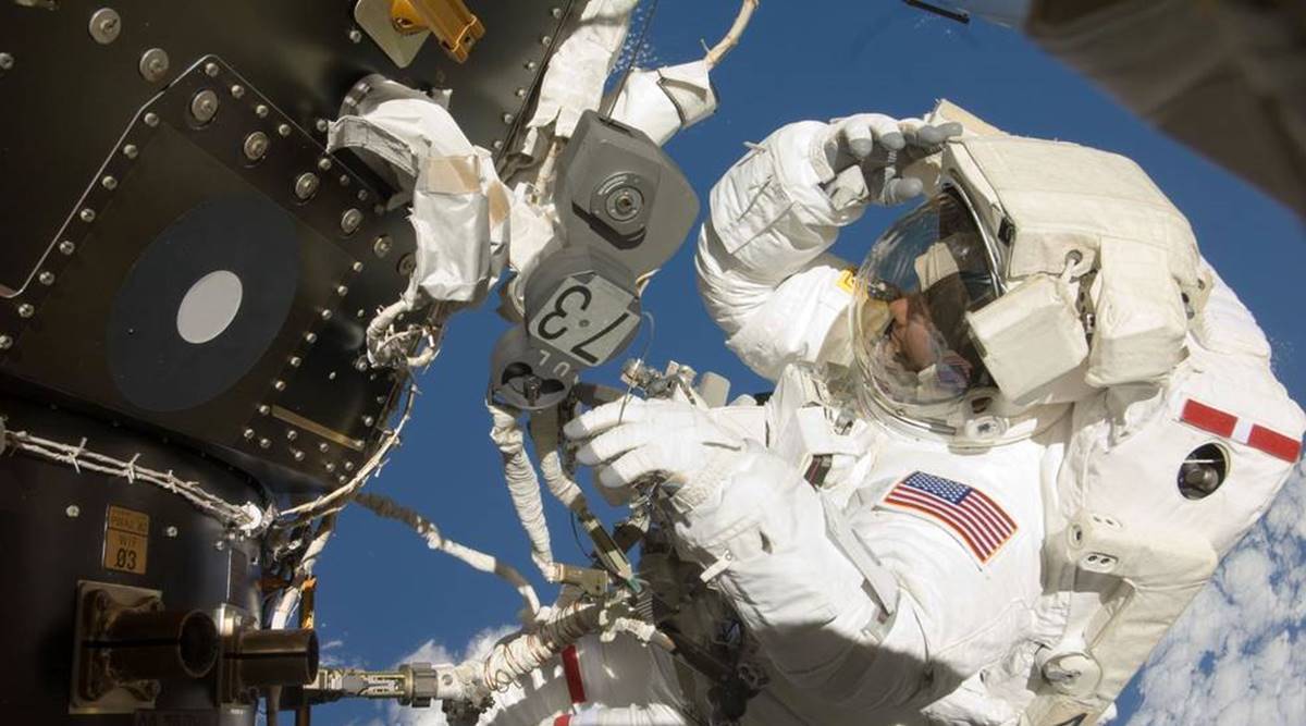 NASA Delays Spacewalk, Citing house junk Threat to Astronauts