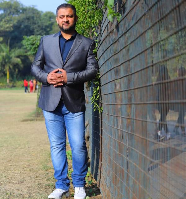 Meet Mr. Anaam Tiwary , a successful educationist & Digital Entrepreneur, Anaam Tiwary’s becomes Best digital marketing expert in India, Read to know!
