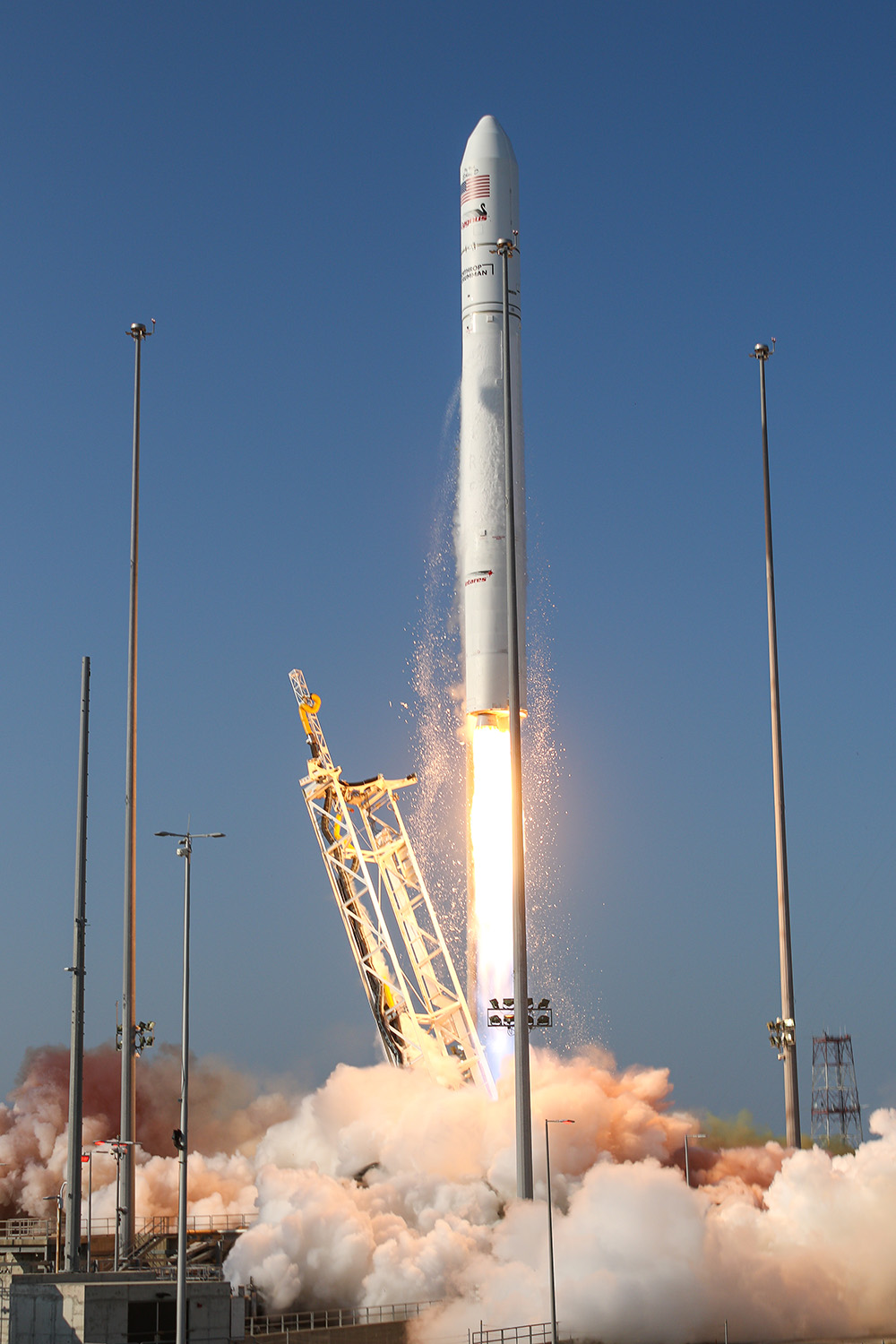 Northrop Grumman Sends National Aeronautics and Space Administration Science, cargo to International satellite