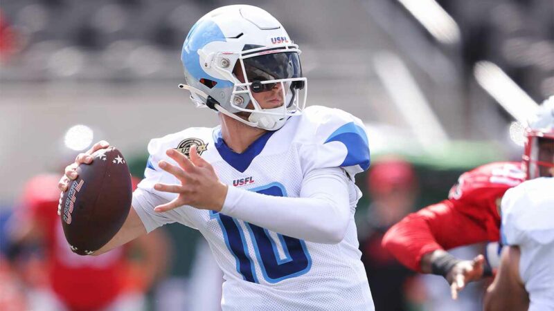 Kyle Slaughter led the Breakers to a 34-3 victory over the Bandits