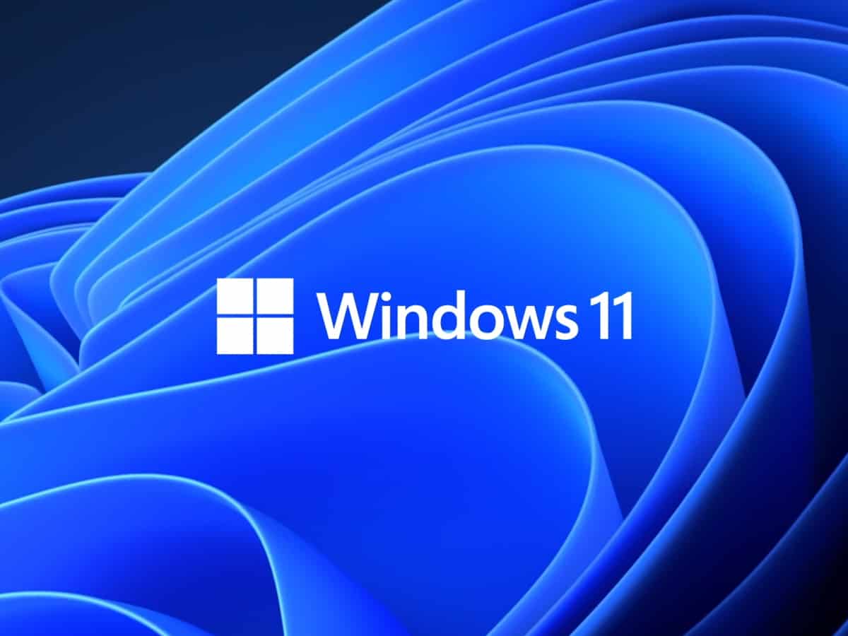 Microsoft begins testing new Windows 11 taskbar UI changes