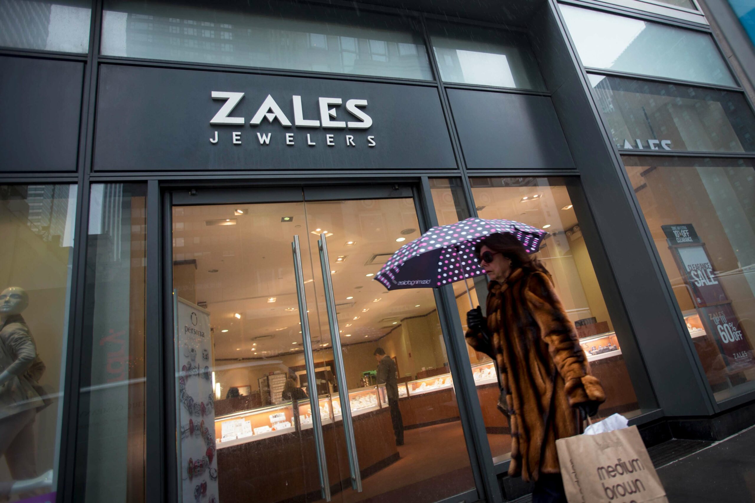 Zales owner Signet buys online jewelry brand Blue Nile to bolster its portfolio
