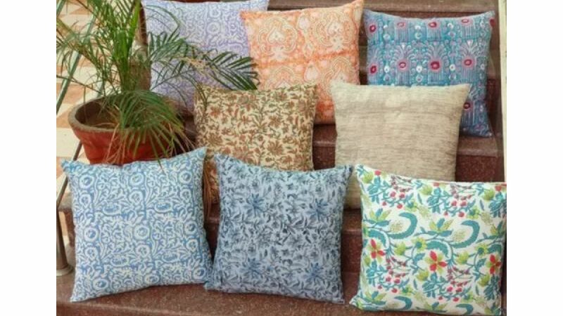 Buying Cushion Covers Online: Why it Makes Sense