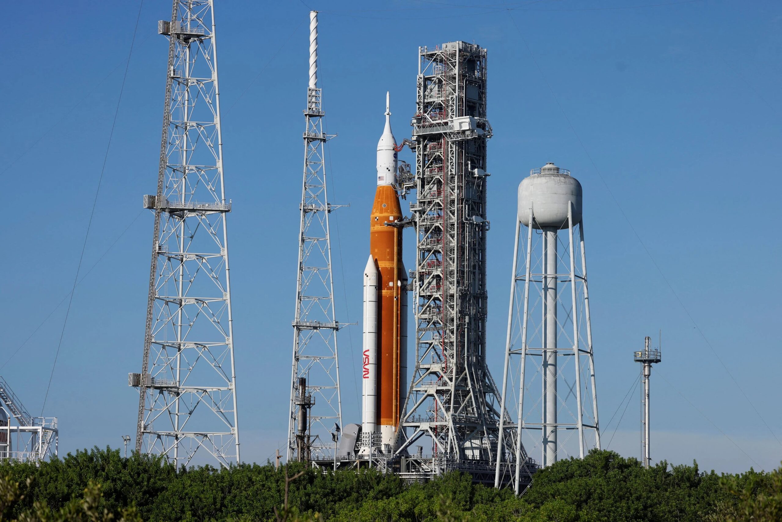 NASA to replace seal on Artemis 1 moon rocket that leaked on launch pad