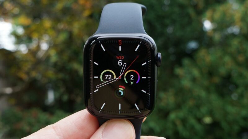 The Apple Watch Series 7 drops to $299 on Amazon