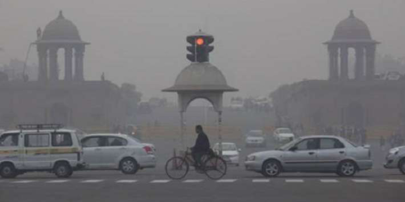 The air quality in Delhi continues to deteriorate. Pollution curbs likely to be strict