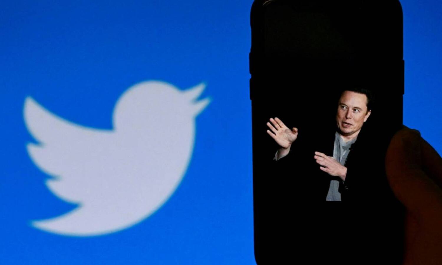 Elon Musk announces a new Twitter feature and announces that 1.5 billion accounts will be deleted