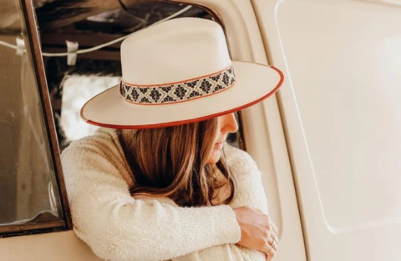 From Floppy Sun Hats to Felt Cloches: A Guide to Women’s Hat Styles