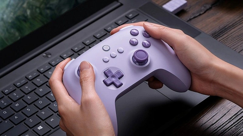 A $30 version of the Ultimate controller from 8Bitdo is now available