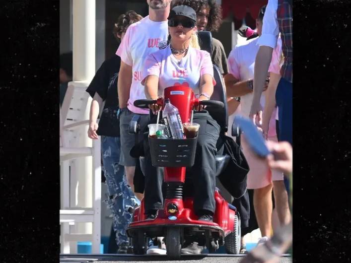 In Cruisin Disney on Wheelchair Christina Aguilera For baby Girl Bday Slam