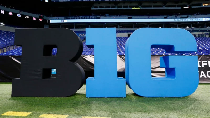 Sources tell CBS Sports that the Big Ten has started thinking about adding Oregon, Washington, California, and Stanford to its 16-team conference.