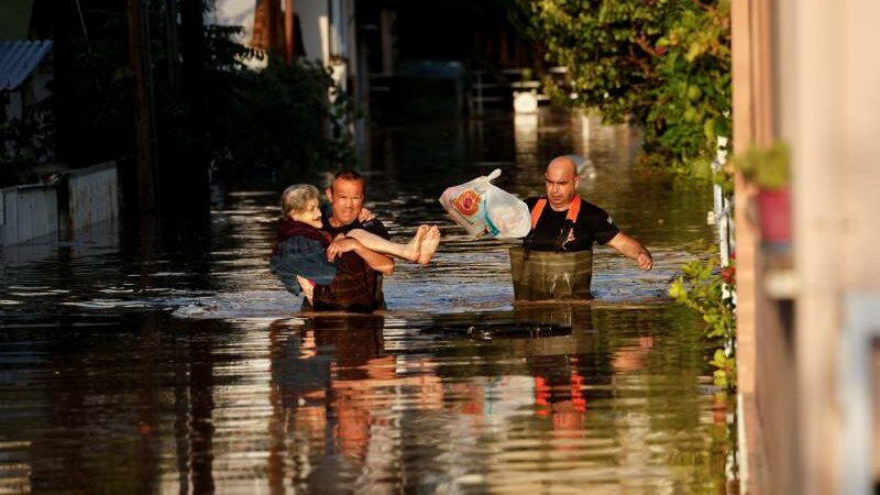 Floods in Greece, impassable roads, Rivers swept away homes, Helicopters winched people from rooftops