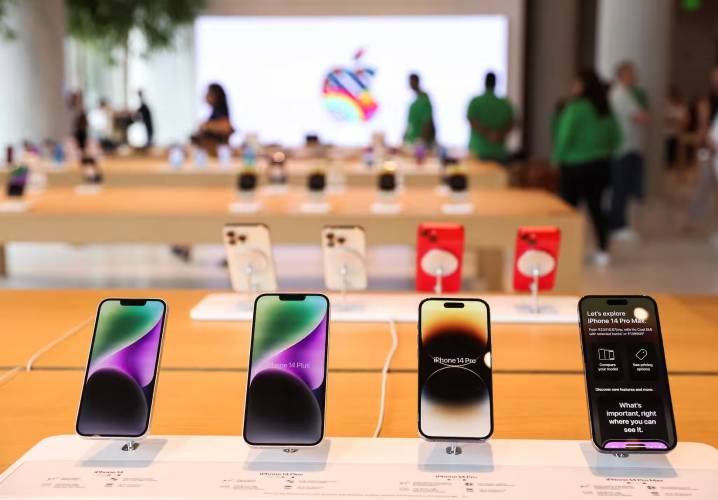 India Receives Apple’s iPhone 15 Series: Cost, Demand, and New Product Launches