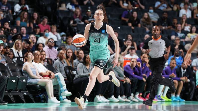 WNBA: Breanna Stewart beats Dallas Wings Scores 40 points to lead and score was 94-93