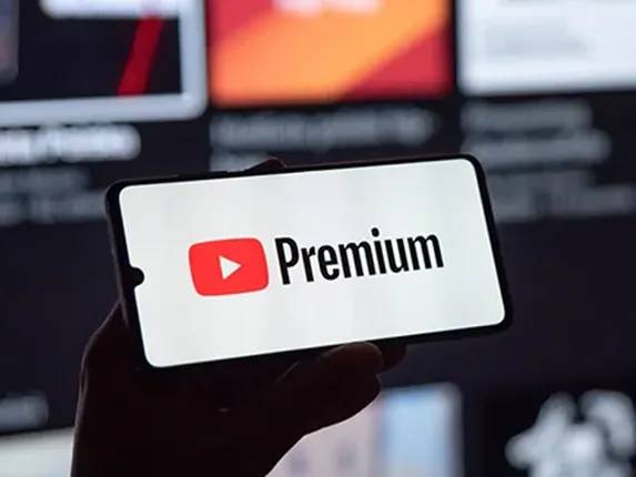 For Premium subscribers, YouTube launches over thirty “Playables” minigames