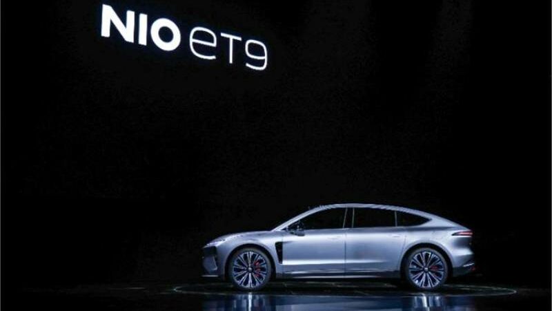 NIO ET9 launches Advanced Innovations and Growth Strategies