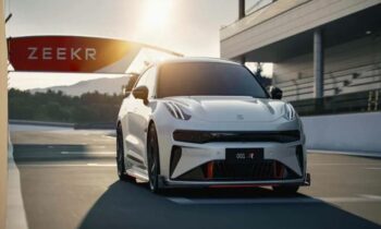 ZEEKR launches the 007 car, which has a 540-mile range for less than $30K and more than 50,000 pre-orders