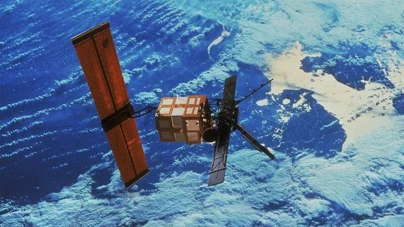 29-Year-Old European Spacecraft Returns to Earth