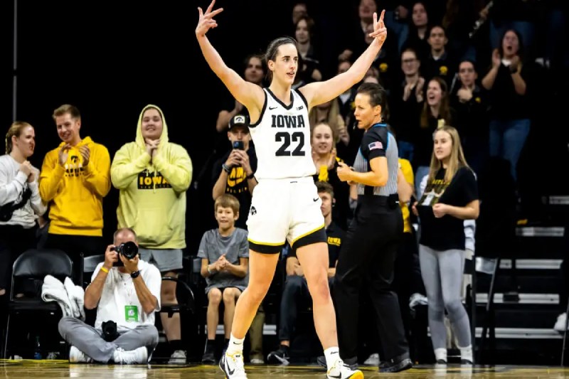 Caitlin Clark Breaks NCAA Women’s Basketball Scoring Record: 3,528 Career Points