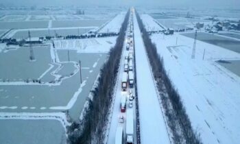 China's Lunar New Year Travel is Halted by Snow