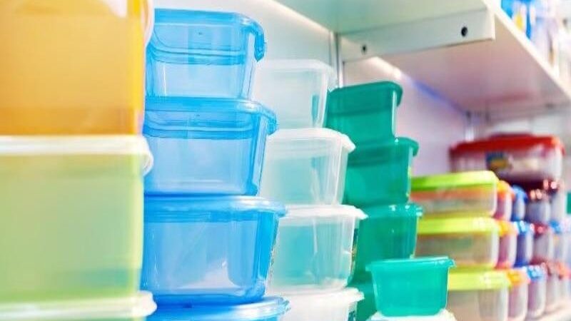 Doctors Warn That “Everywhere Chemicals” in Plastic Food Containers and More are Connected to Preterm Births