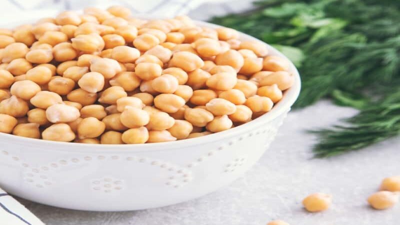 Half a Cup of Chickpeas: Heart, Gut, and Weight Benefits
