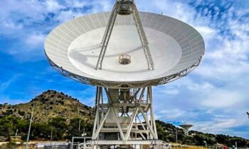 NASA's Latest 'Hybrid Antenna' Enhances Communications with Deep Space