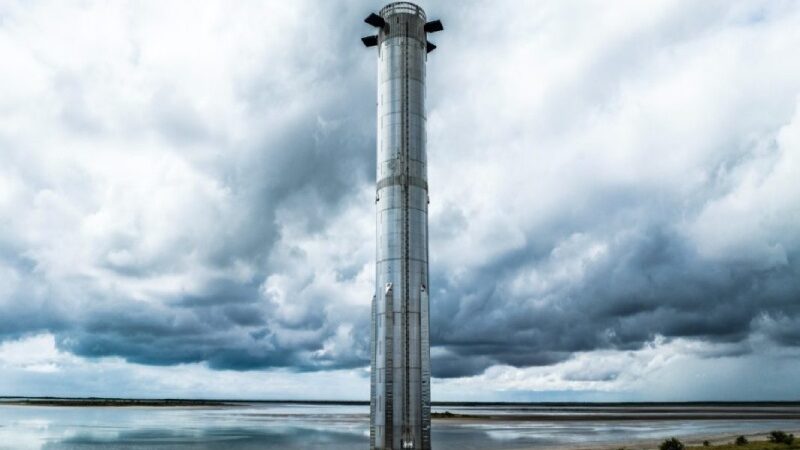 SpaceX Moves Starship Rocket to Launch Pad for 3rd Test Flight