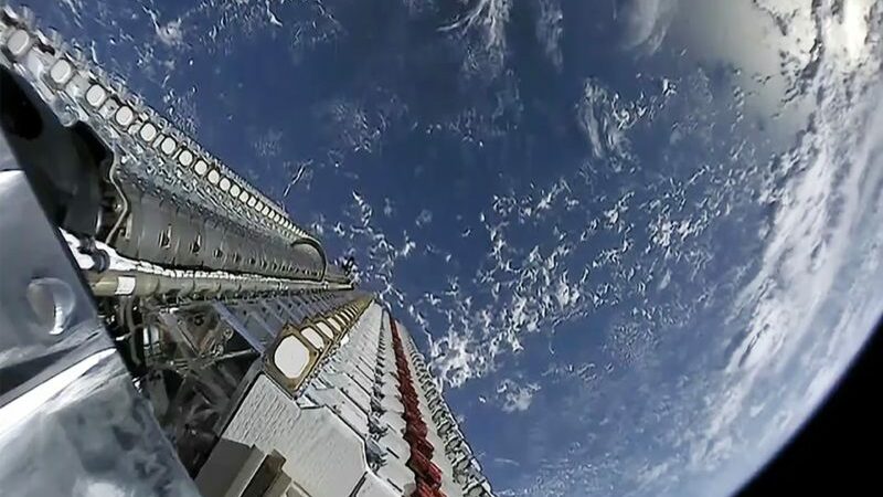 SpaceX to Remove 100 Starlink Satellites from Orbit Owing to Possible Problem
