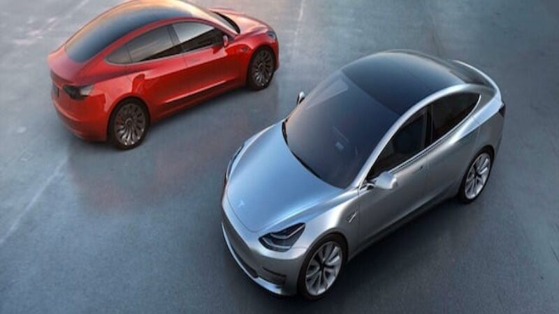 Tesla Upgrades Phone Key Performance on iPhone with UWB Connectivity