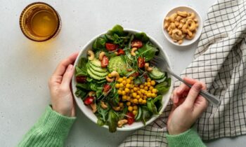 The Healthiest High-Fiber Lunch, Per A Dietitian