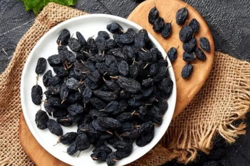 Morning Raisin Consumption’s Effects on an Empty Stomach