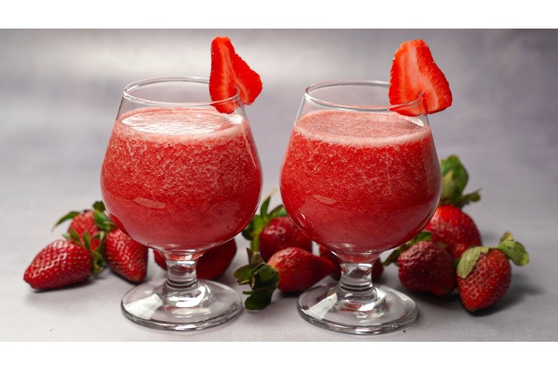 5 Advantages Of Fresh Strawberry Juice For Healthy Skin And Hair