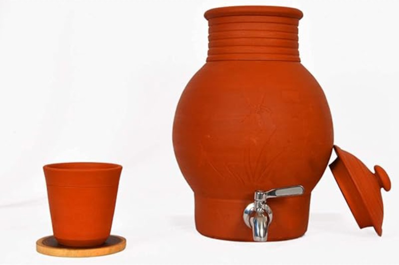 7 Advantages of Summertime Use of Earthen Pot (Matka) Water
