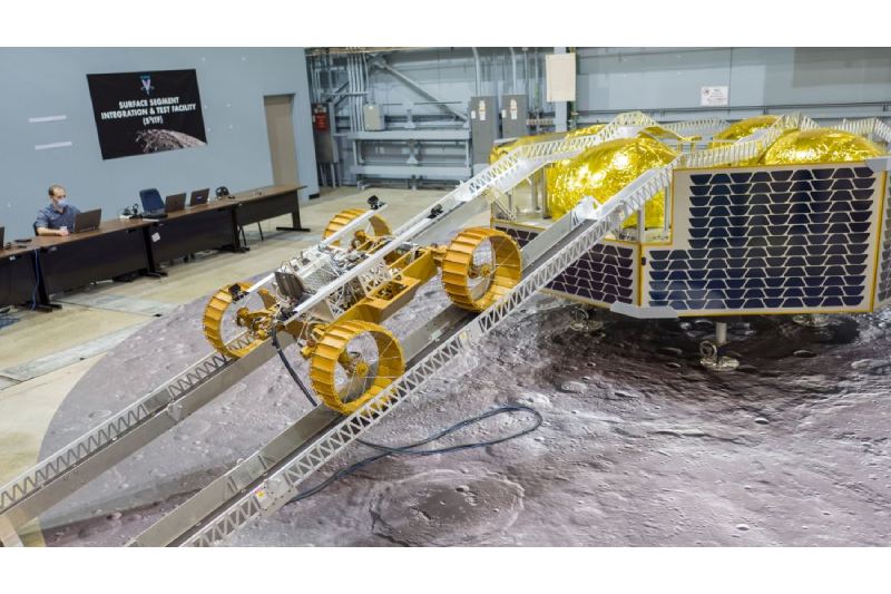 NASA Robotic Moon Rover Team Lifts Their Massive Mast