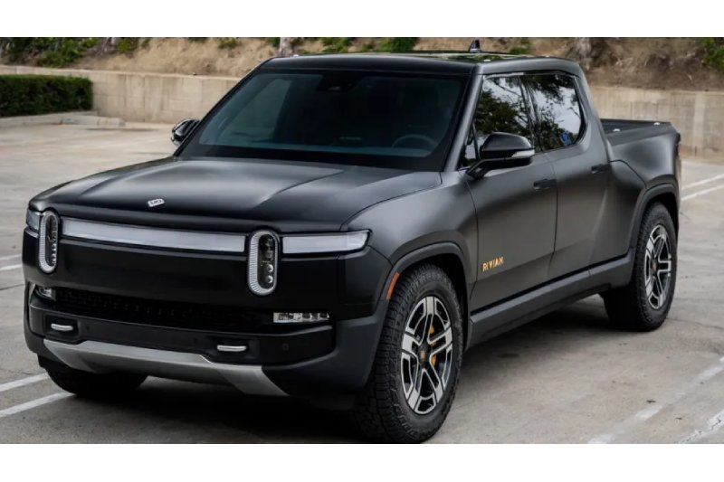 Rivian is Giving Away Complimentary Matte Wrap for Select Cars in April